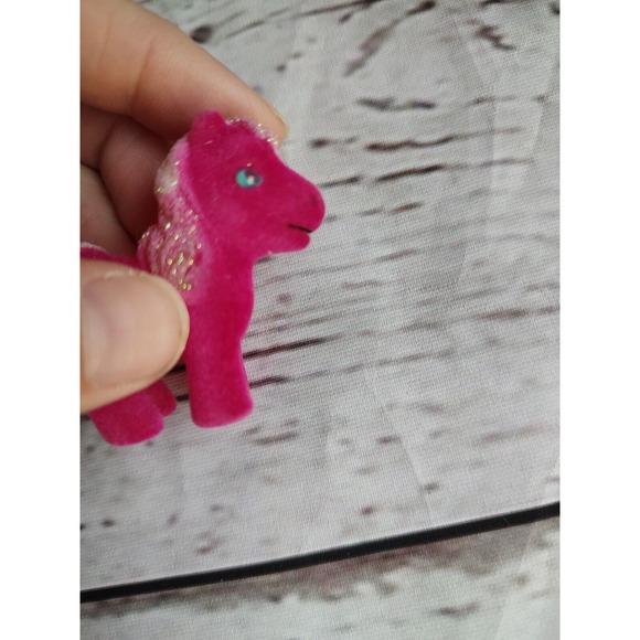 Pink Flocked Mini Pony Horse Glitter Tail And Main - Picture 5 of 6